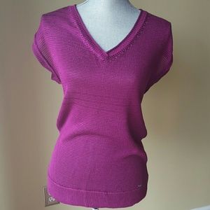 🌟🌟SALE🌟🌟Guess short sleeve sweather