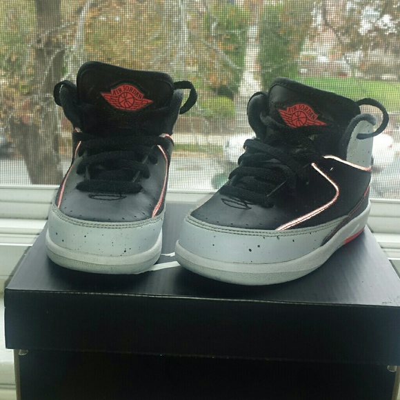 Jordan 2 Retro