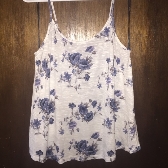 Blue floral tank