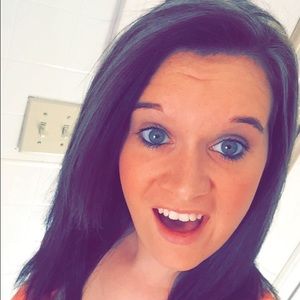 Meet your Posher, Ericka