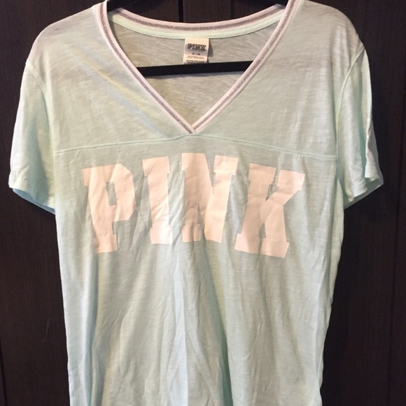 Victoria's Secret PINK t-shirt