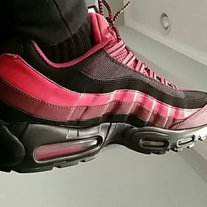 Meet your Posher, Josh