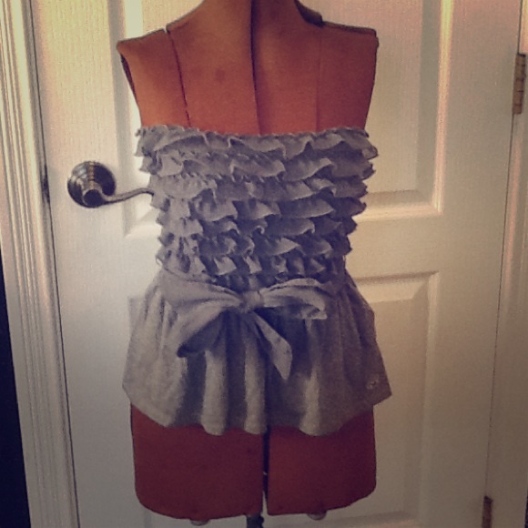 Frilly grey strapless top