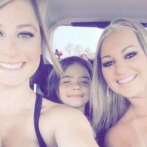 Meet your Posher, Nikki