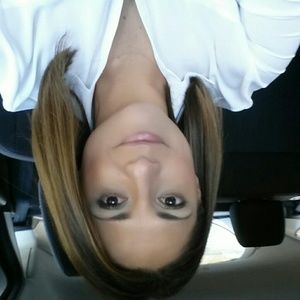 Meet your Posher, Araceli