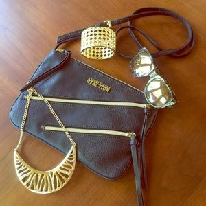 Black Zipper Purse