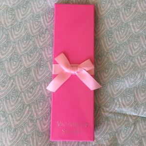 Victoria's Secret Angel Wings Necklace