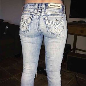 Rock revivals! Size 25x34.