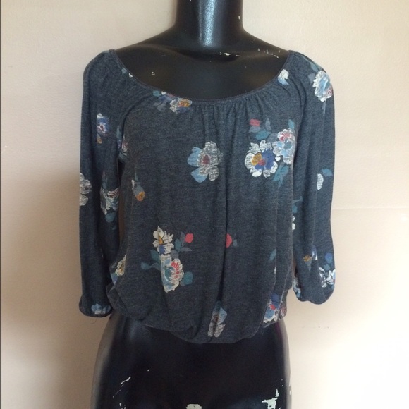 American Eagle crop top