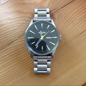 Silver Nixon Sentry watch