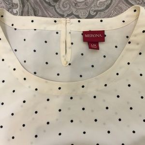 Polka dot Dressy Top. Size Large.