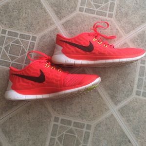 Nike free 5.0 neon red