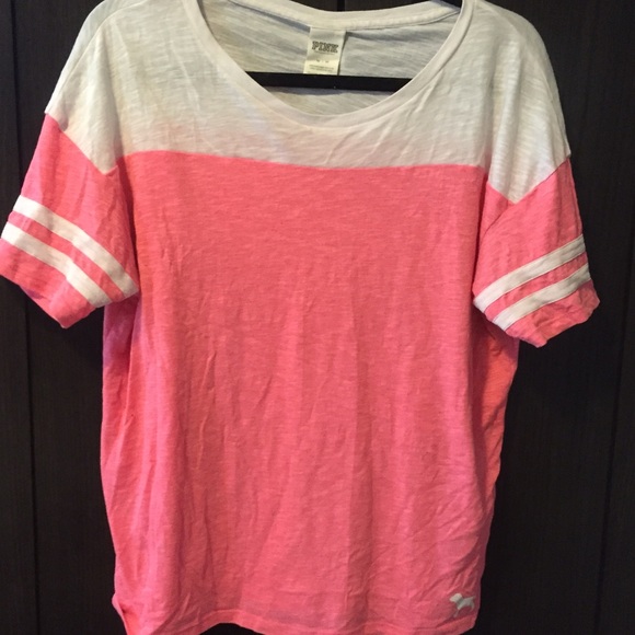 Victoria's Secret PINK t shirt