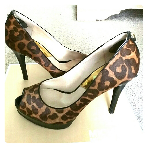 MK platform leopard print heels