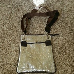 Crossbody bag