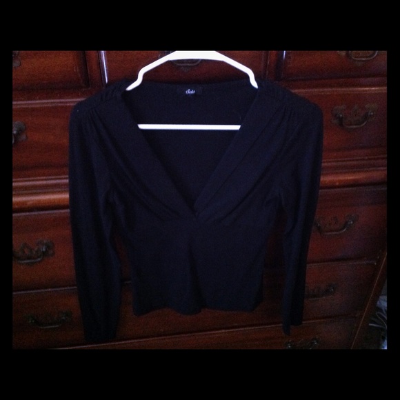 Black V neck shirt