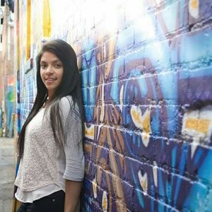 Meet your Posher, Angeles