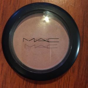 Limited Edition MAC blush in Fun Ending