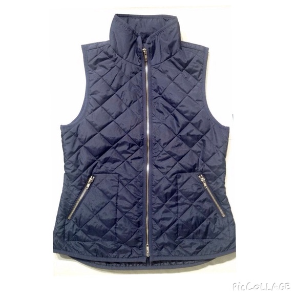 Navy blue Excursion quilted puffer vest