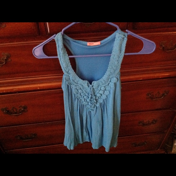 Blue top