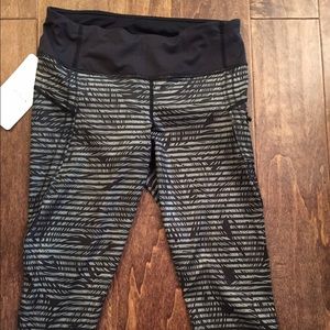 Lululemon Top Speed Crops