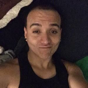 Meet your Posher, Esteban