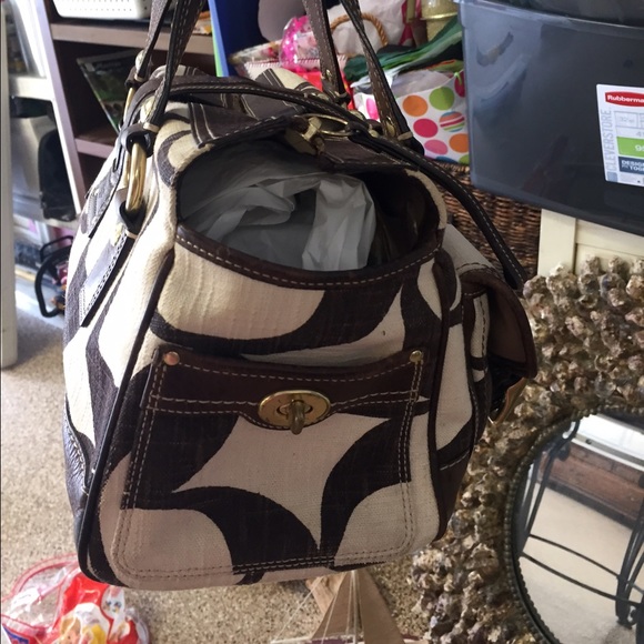 Great condition coach purse. Very unique - Picture 3 of 4