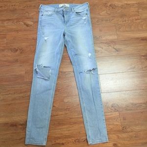 Hollister bundle light/dark denim size 5R 27/31