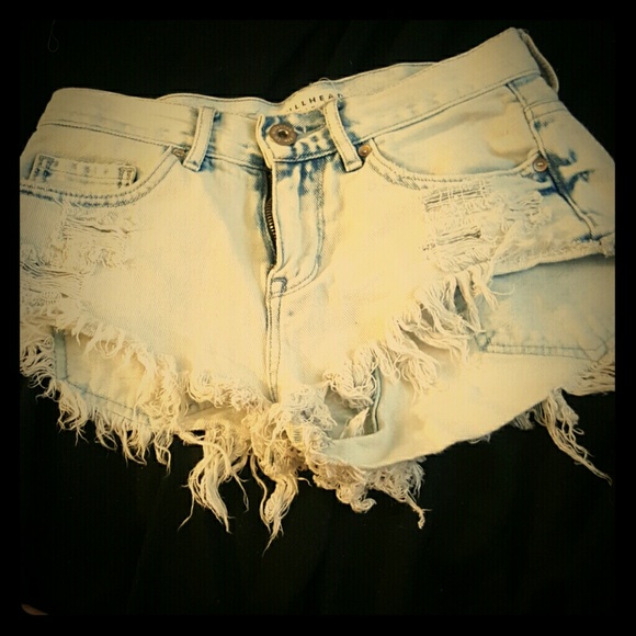 Hi rise distressed pac sun jean shorts