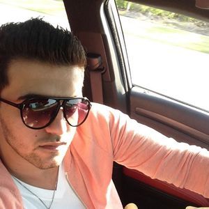 Meet your Posher, Xhuliano