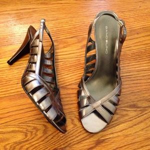 Bandolino platinum heels, size 8, new!