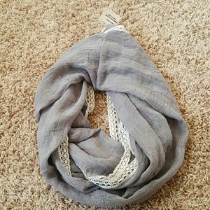Infinity scarve