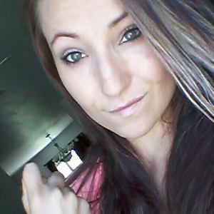 Meet your Posher, Cait