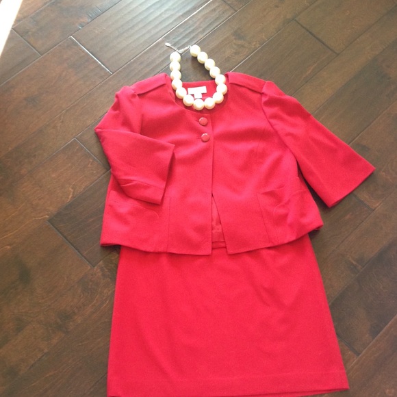 Retro Style Ann Taylor Loft suit 3/4 length sleeve