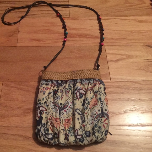 Small cross body purse.
