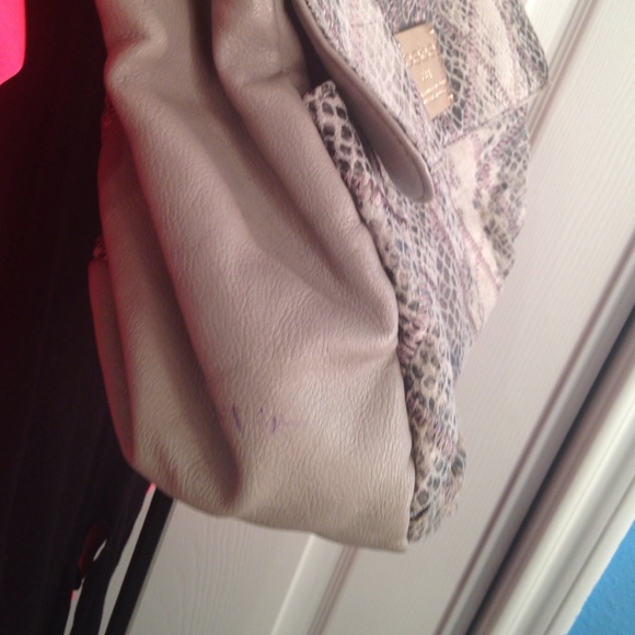 Bebe purse - Picture 3 of 3