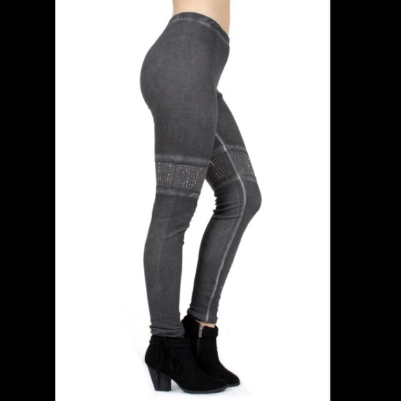 ⏬REDUCED⏬ Studded Thermal Leggings charcoal - Picture 2 of 4