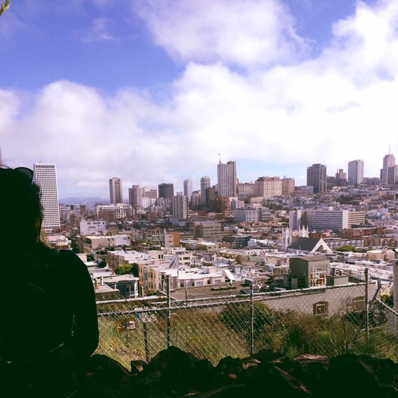 MEET ME. - Picture 3 of 4