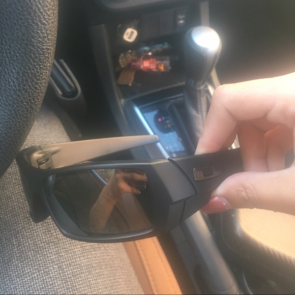 Polarized Oakley Sunglasses main image 4