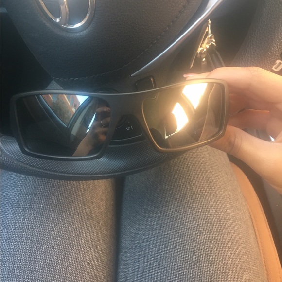 Polarized Oakley Sunglasses