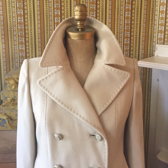 Cashmere Beige Cream Colored Coat - Picture 2 of 4