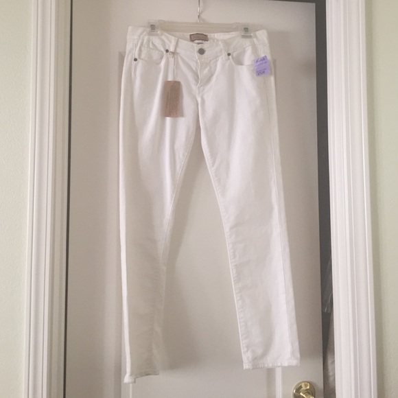 NWT Paige Roxbury Crop in white denim (size 28)
