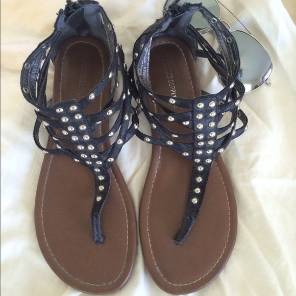 Mossimo Supply Co. Black Sandals