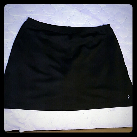 Izod Small Tennis Skirt