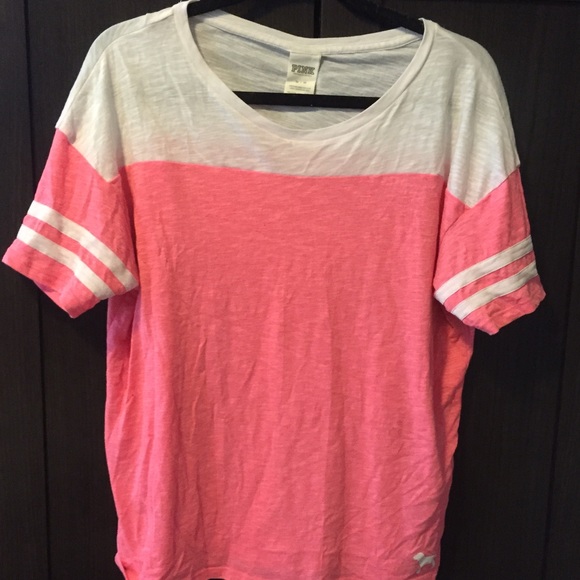 VS PINK tee
