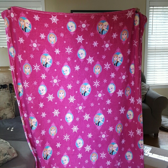 Disney Frozen Blanket