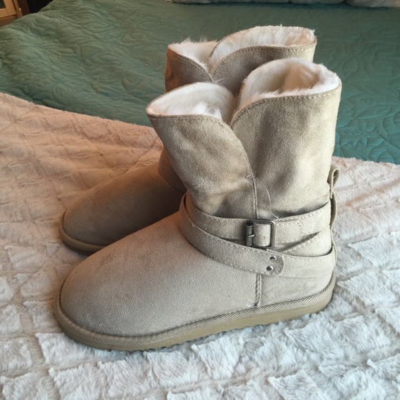 Aeropostale boots