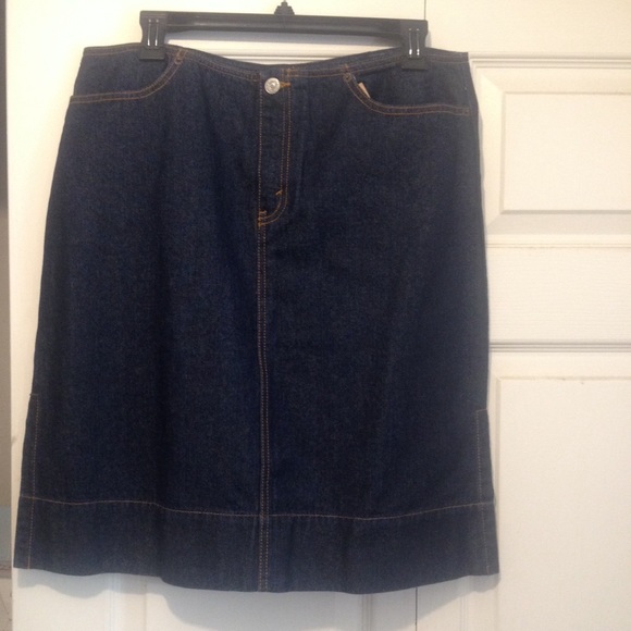 Levi's denim skirt