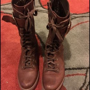 Timberland shoes!! Good condition..