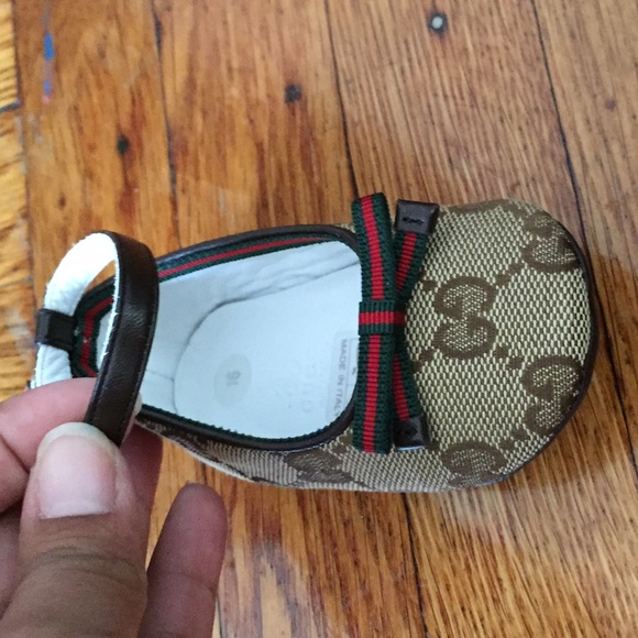 GUCCI INFANT SHOE - Picture 3 of 4
